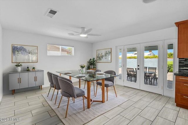 26 W ERIE Drive, Tempe, AZ 85282