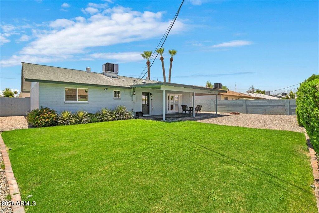 26 W ERIE Drive, Tempe, AZ 85282 — photo 3