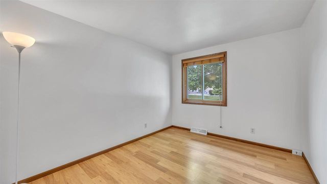 852 MARTIN AVENUE, Fond Du Lac, WI 54935