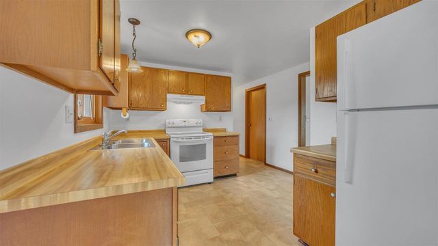 852 MARTIN AVENUE, Fond Du Lac, WI 54935