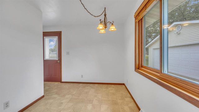 852 MARTIN AVENUE, Fond Du Lac, WI 54935