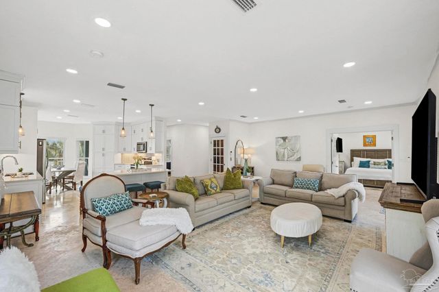 5 Sugar Bowl Ln, Pensacola Beach, FL 32561