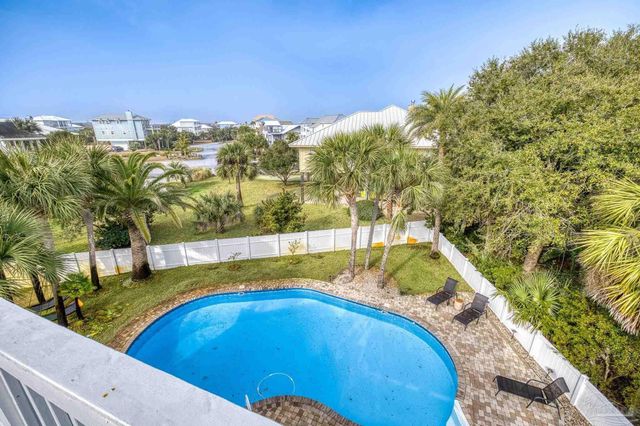 5 Sugar Bowl Ln, Pensacola Beach, FL 32561