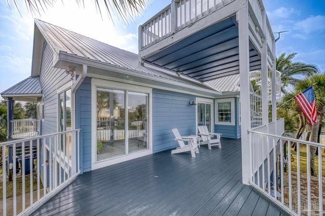5 Sugar Bowl Ln, Pensacola Beach, FL 32561