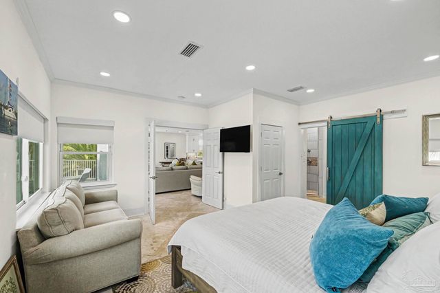 5 Sugar Bowl Ln, Pensacola Beach, FL 32561