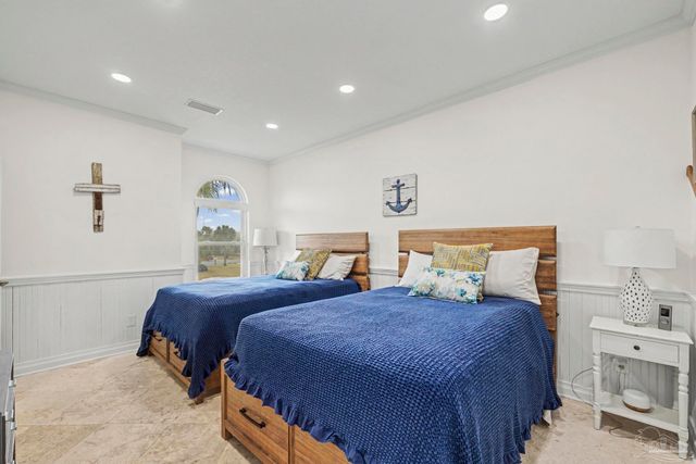 5 Sugar Bowl Ln, Pensacola Beach, FL 32561