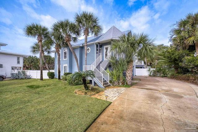 5 Sugar Bowl Ln, Pensacola Beach, FL 32561