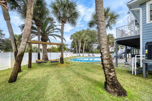 5 Sugar Bowl Ln, Pensacola Beach, FL 32561