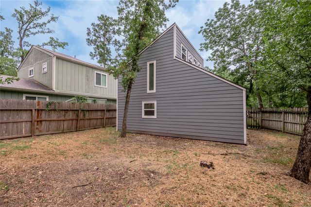 26620 Primrose Court, Huntsville, TX 77320