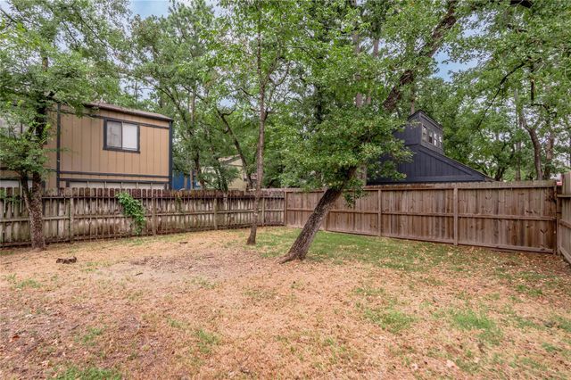 26620 Primrose Court, Huntsville, TX 77320