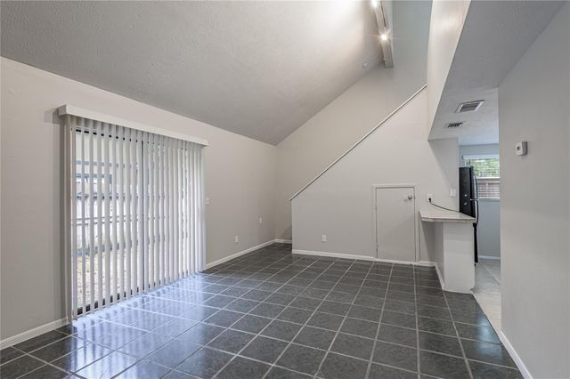 26620 Primrose Court, Huntsville, TX 77320