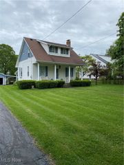 1912 Lisbon Street, East Liverpool, OH 43920