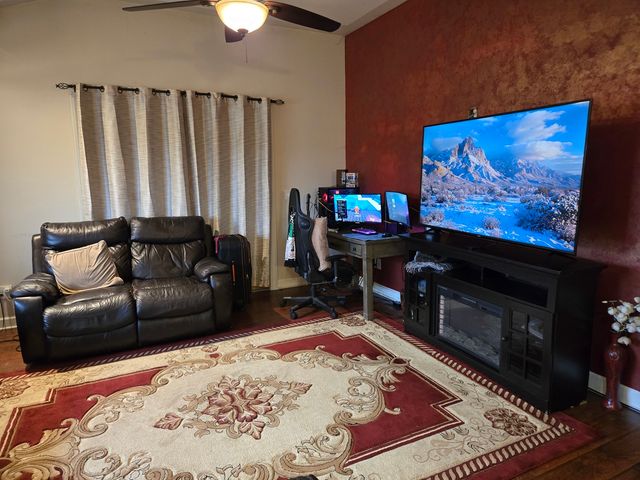 3303 E Exchange Street, Crete, IL 60417