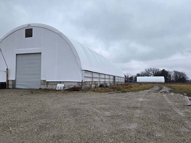 3303 E Exchange Street, Crete, IL 60417