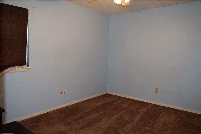 3628 Rolling Lane Circle, Midwest City, OK 73110