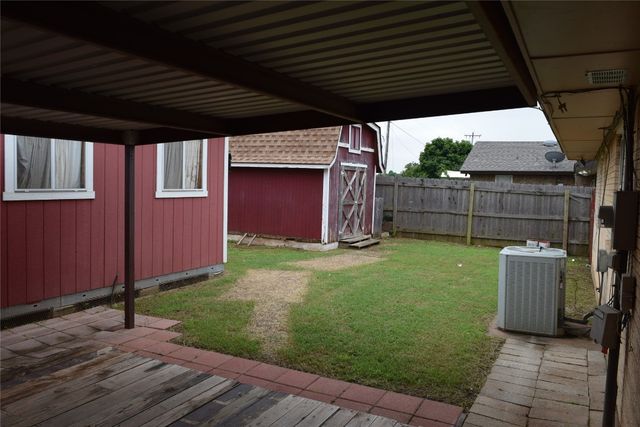 3628 Rolling Lane Circle, Midwest City, OK 73110