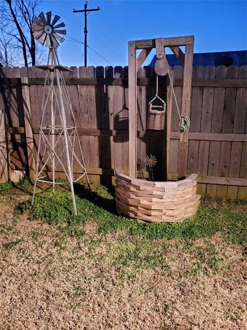 3628 Rolling Lane Circle, Midwest City, OK 73110