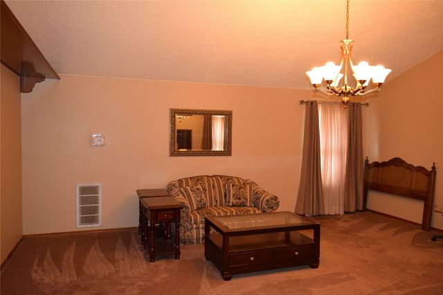 3628 Rolling Lane Circle, Midwest City, OK 73110