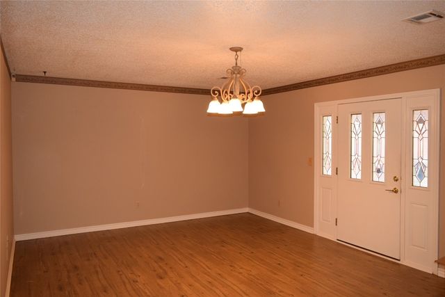 3628 Rolling Lane Circle, Midwest City, OK 73110