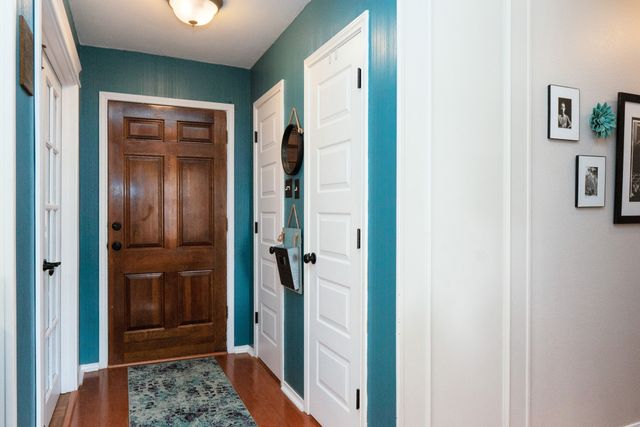 5716 Sage Bloom Drive, Arlington, TX 76017