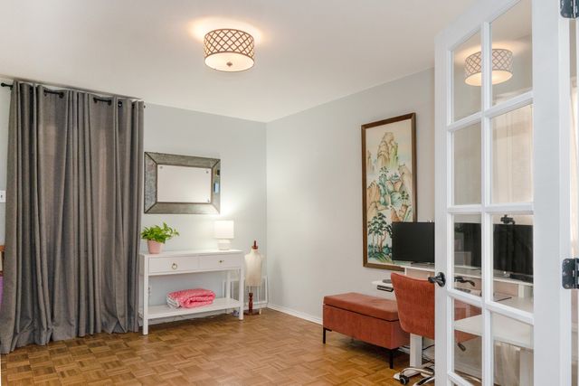 5716 Sage Bloom Drive, Arlington, TX 76017