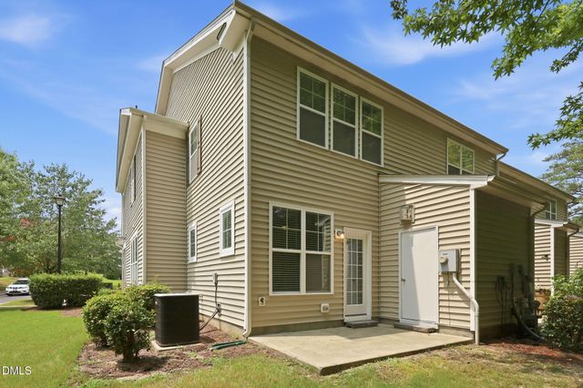 2920 Casona Way, Raleigh, NC 27616