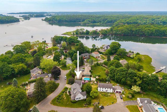 31 Pleasant Point Drive, Portsmouth, NH 03801