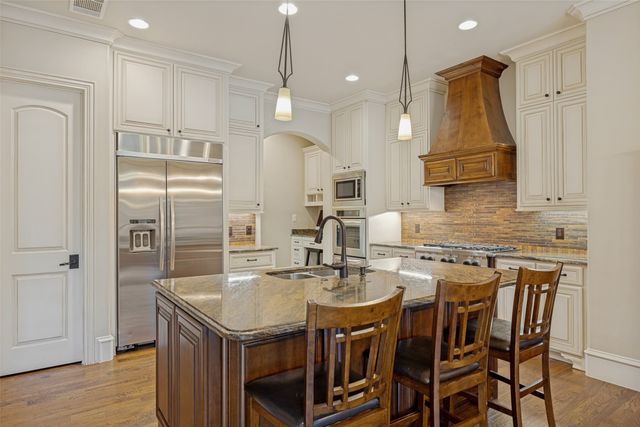 6431 Vickery Boulevard, Dallas, TX 75214