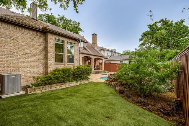 6431 Vickery Boulevard, Dallas, TX 75214