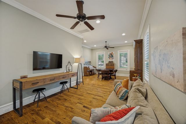 6431 Vickery Boulevard, Dallas, TX 75214