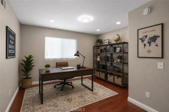 255 Roxanne, Corona, CA 92882