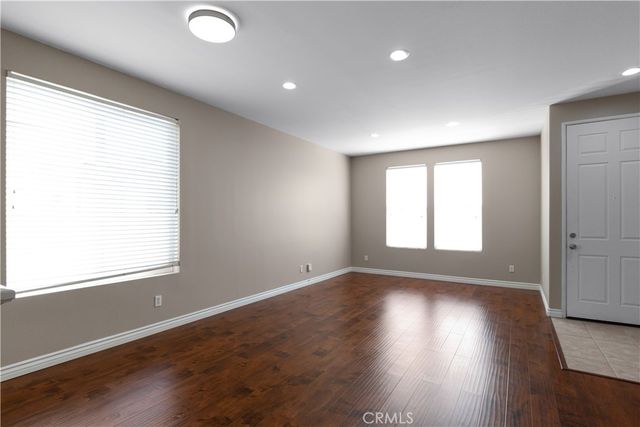 255 Roxanne, Corona, CA 92882