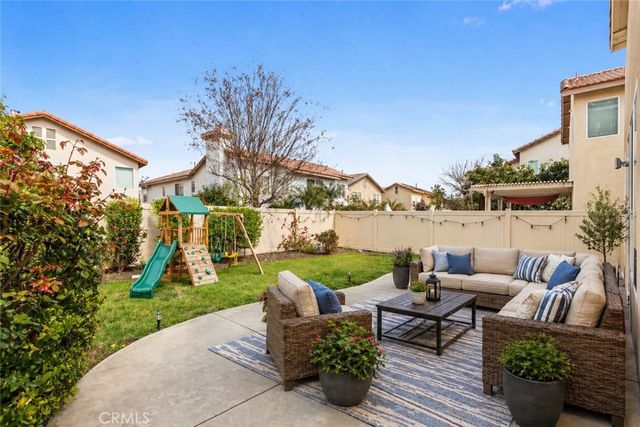 255 Roxanne, Corona, CA 92882