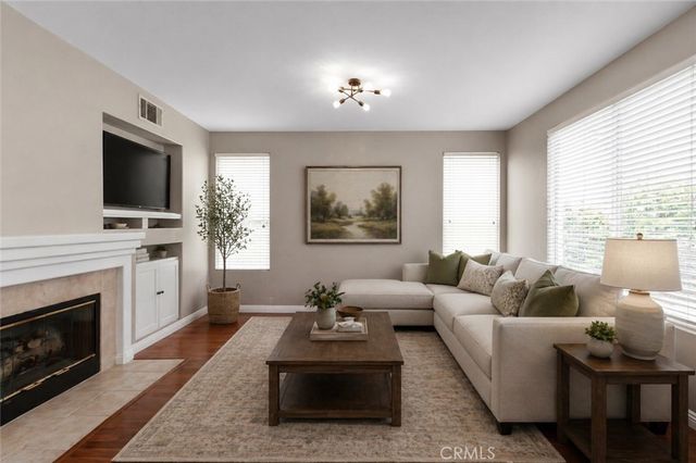 255 Roxanne, Corona, CA 92882