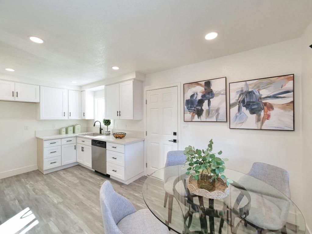 Image 2 of property listing at 10273 Agnes Circle, Rancho Cordova, CA 95670