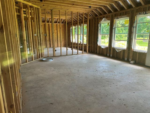 2644 County Road 769c, Brazoria, TX 77422