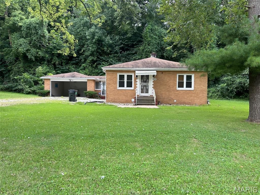 9204 Highland Park Road, Fairview Heights, IL 62208