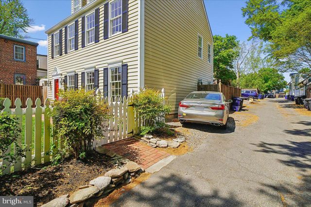 513 FRANKLIN ST, Alexandria, VA 22314