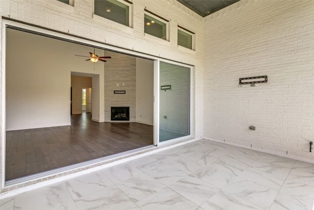 1905 Barbette Street, Fort Worth, TX 76008