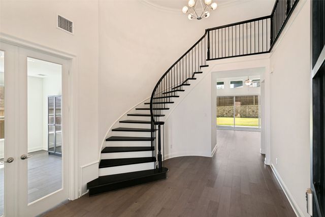 1905 Barbette Street, Fort Worth, TX 76008