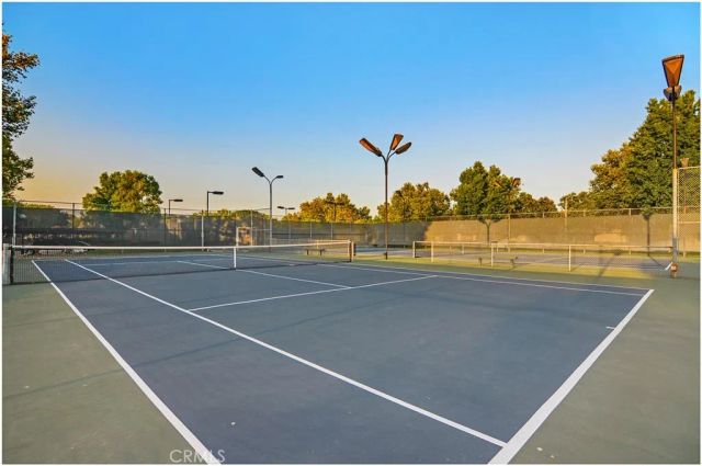 183 Lemon 223, Irvine, CA 92618