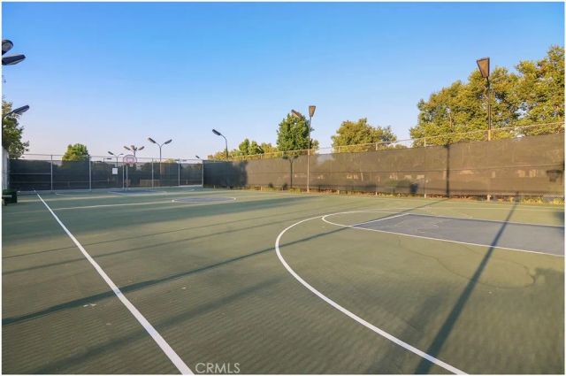 183 Lemon 223, Irvine, CA 92618