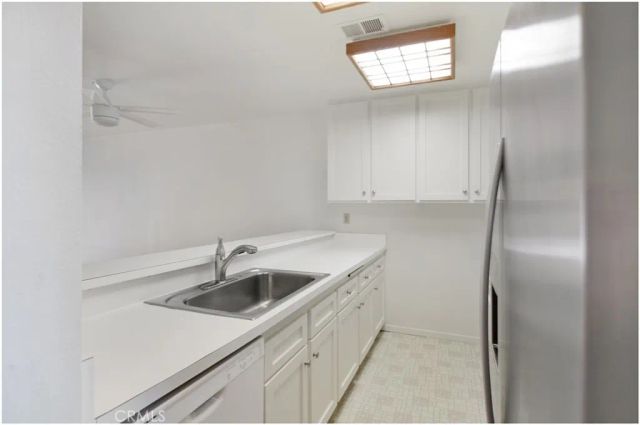 183 Lemon 223, Irvine, CA 92618