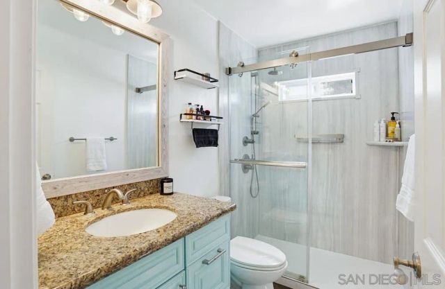 3466 Seabreeze Walk, Oceanside, CA 92056