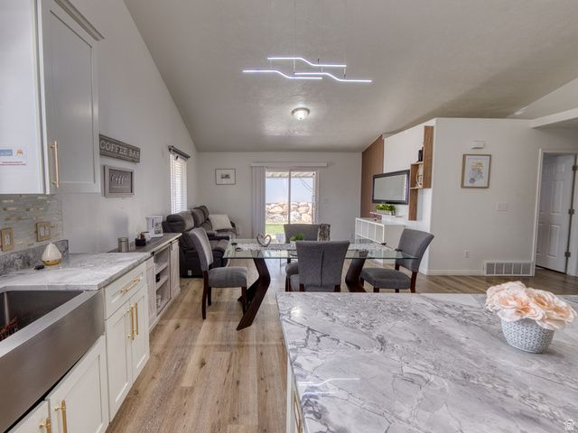 8564 S CORK OAK DR, West Jordan, UT 84081