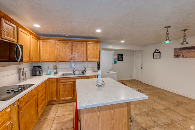 8564 S CORK OAK DR, West Jordan, UT 84081
