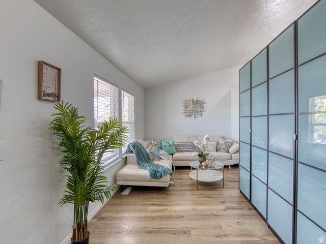8564 S CORK OAK DR, West Jordan, UT 84081