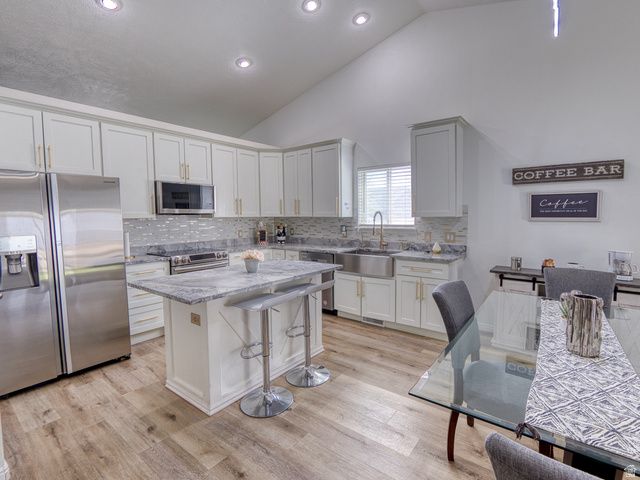 8564 S CORK OAK DR, West Jordan, UT 84081