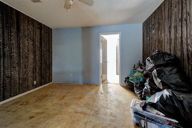 19910 Gordon Cooper Drive, Tecumseh, OK 74873