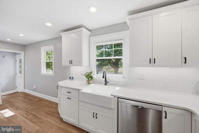 1207 MCCURLEY AVE, Catonsville, MD 21228